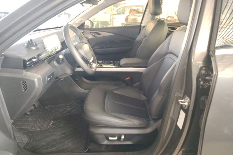 Used Wuling Xingguang 2023 150 Advanced Edition
