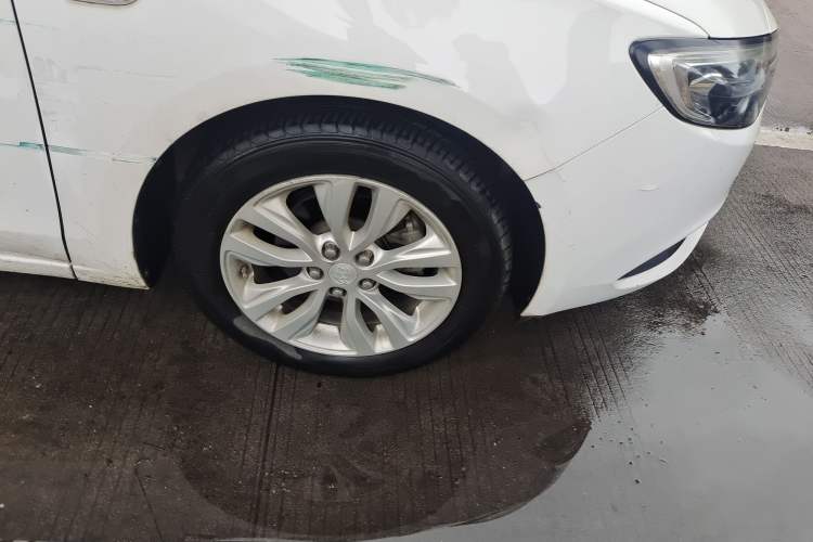 Used Buick GT 2019 15T Dual-Clutch Connected Elite Model China VI Right Front Wheel Hub