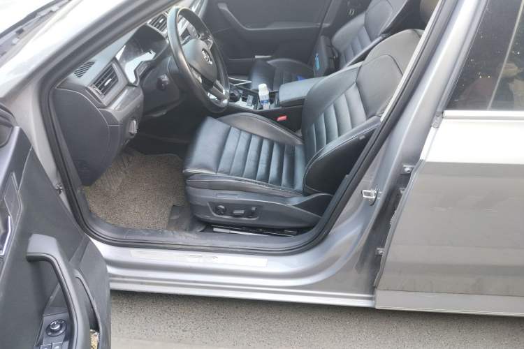 Used Skoda Superb 2016 TSI330 DSG Smart Drive Edition