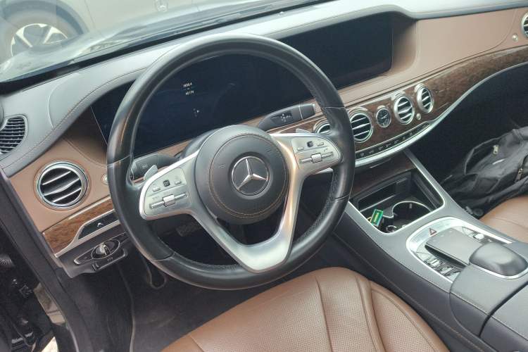 Used Mercedes-Benz S-Class 2019 S 320 L
