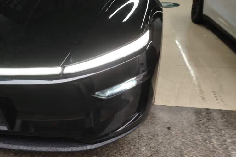 Used Tesla Model Y 2025 Rear-Wheel-Drive Version Left Front Headlight