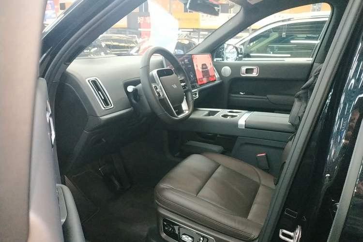 Used Li Auto L8 2023 Air model