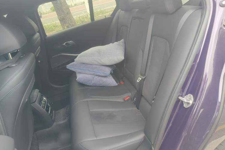 Used BMW 3 Series 2025 330i 50th Anniversary Limited Edition Left Rear Seat