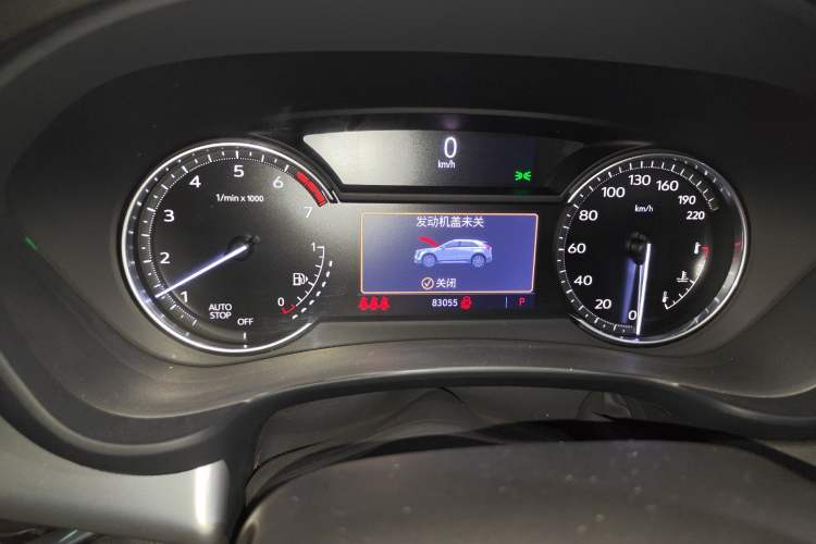 Used Cadillac XT4 2021 28T Two-Wheel Drive Leading Version Odometer Close Up