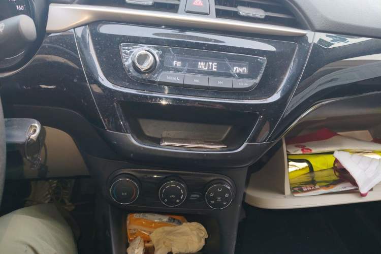 Used Buick Excelle 2018 15N Manual Elite Version
