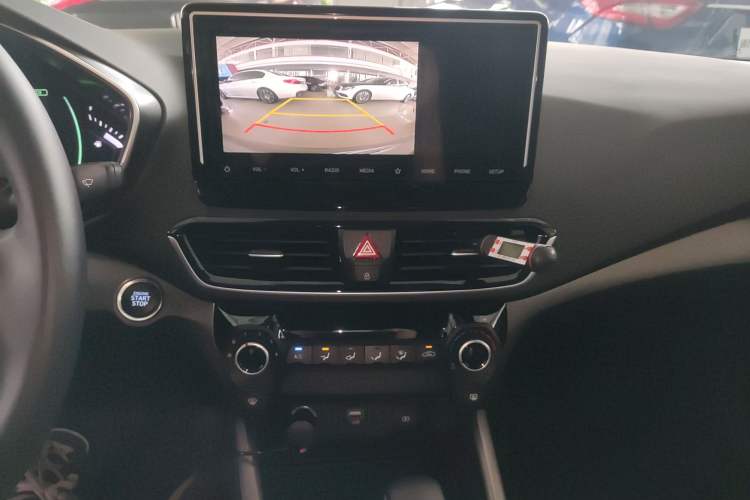 Used Hyundai Lafesta 2021 280TGDi GLX Elite Edition Audio And AC Panel