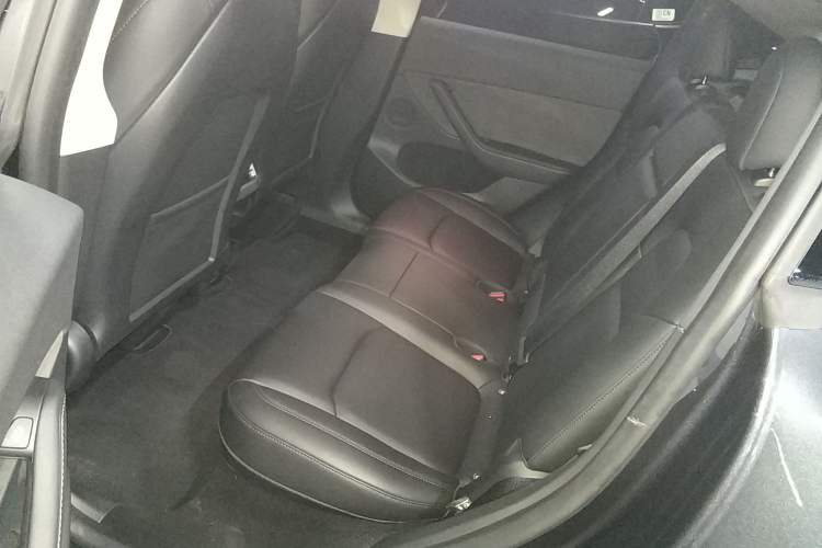 Used Tesla Model Y 2024 Rear-Wheel-Drive Version