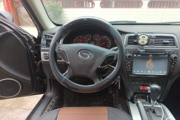 Used GAC Trumpchi GA5 2013 2.0L Automatic Elite Edition