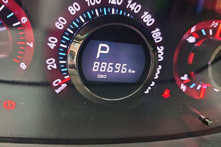 Used Luxgen Great 7 SUV 2012 Limited-Edition Sharp Model 2.2T Two-Wheel Drive Smart Version
