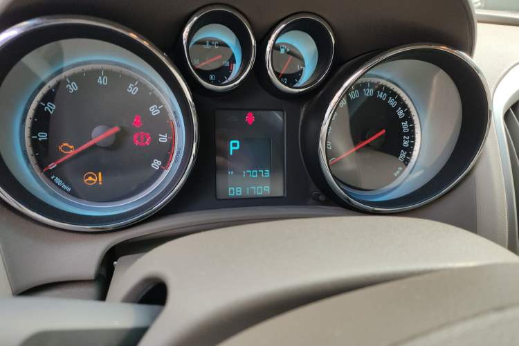 Used Buick GT 2014 XT 1.6L Automatic Fashion Edition
