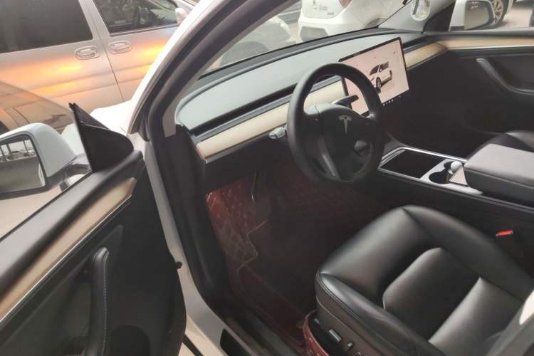 Used Tesla Model Y 2022 Rear-Wheel-Drive Version