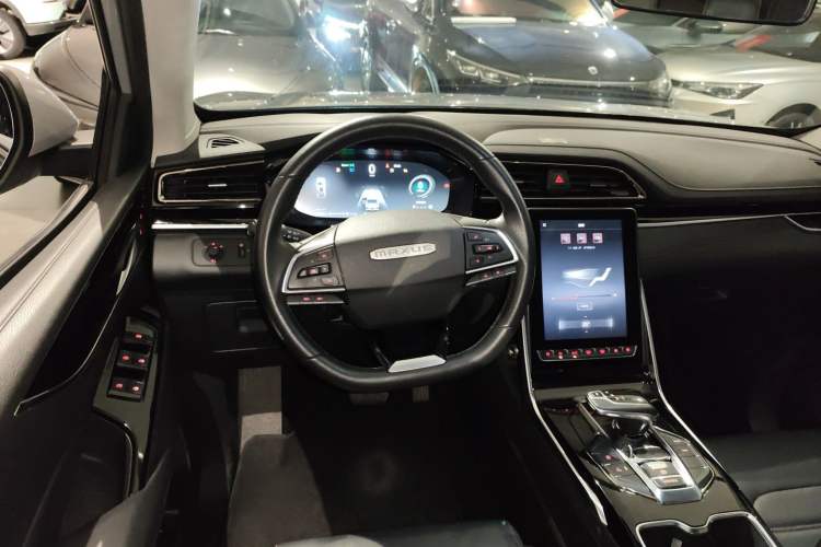 Used SAIC MAXUS Dajia 6 2022 1.3T PLUG-IN Executive Edition
