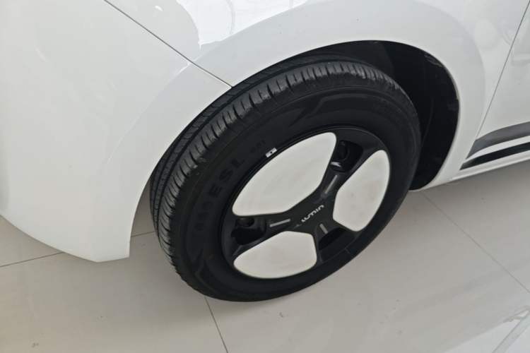 Used CHANGAN NEVO Lumin 2025 205km Refreshing Edition
