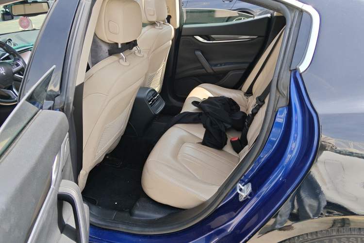 Used Maserati Ghibli 2014 3.0T Standard Edition Left Rear Seat