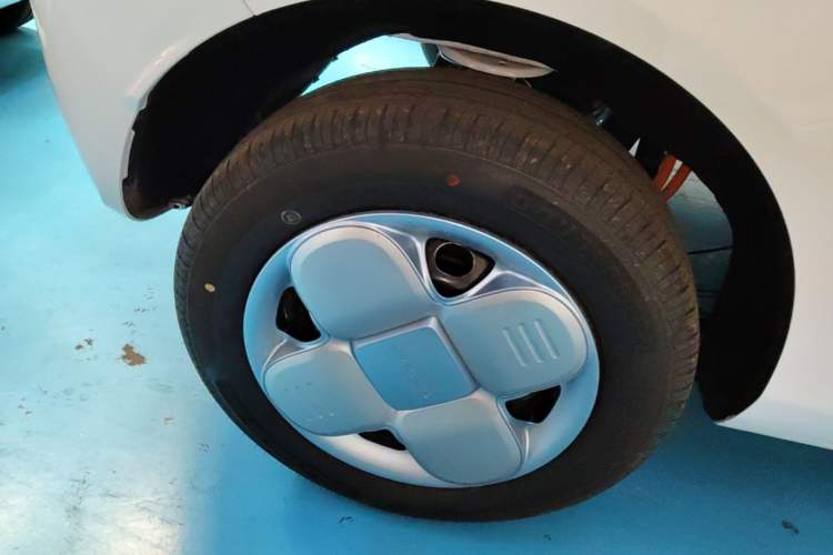 Used Geely Galaxy Panda 2024 Panda Mini 200km Endurance Bear
