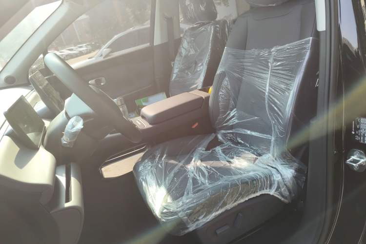 Used Leapmotor C10 2026 210 Joyful Edition Left Front Seat