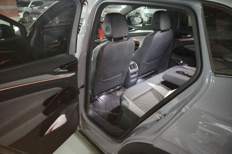 Used Volkswagen ID.4 CROZZ 2022 Long-Range Lite PRO Edition