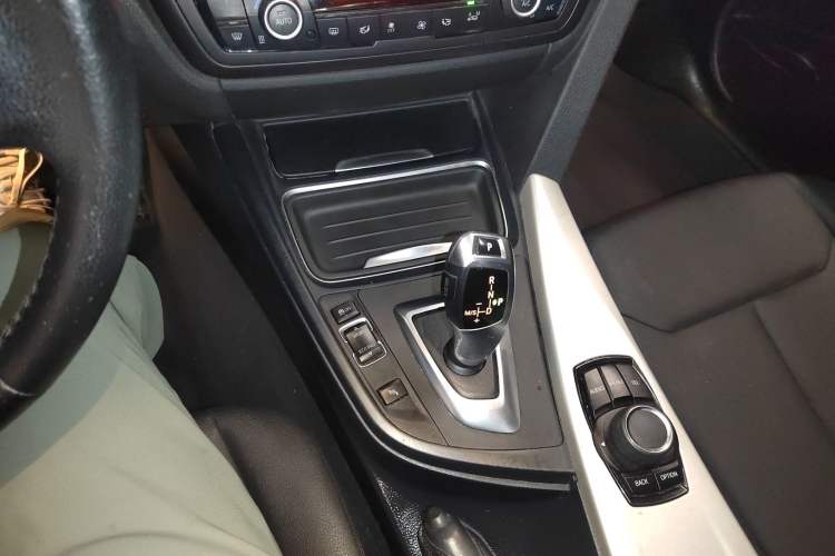 Used BMW 3 Series 2015 320Li Luxury Edition Fashion Model