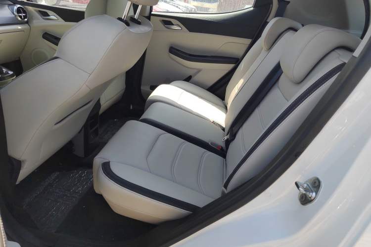 Used BYD Yuan Pro 2021 401 km Luxury Version Left Rear Seat