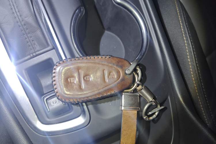 Used Chevrolet Equinox 2019 535T Automatic Chijie Edition China VI Vehicle Key