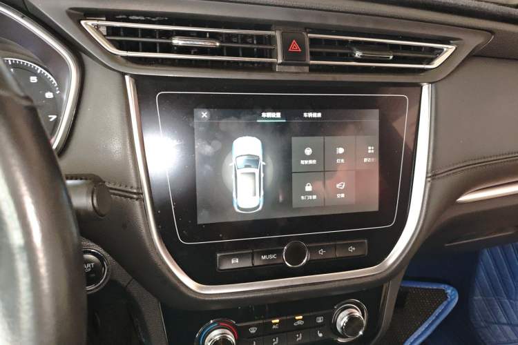 Used Roewe RX3 2018 1.6L CVT Internet Smart Edition
