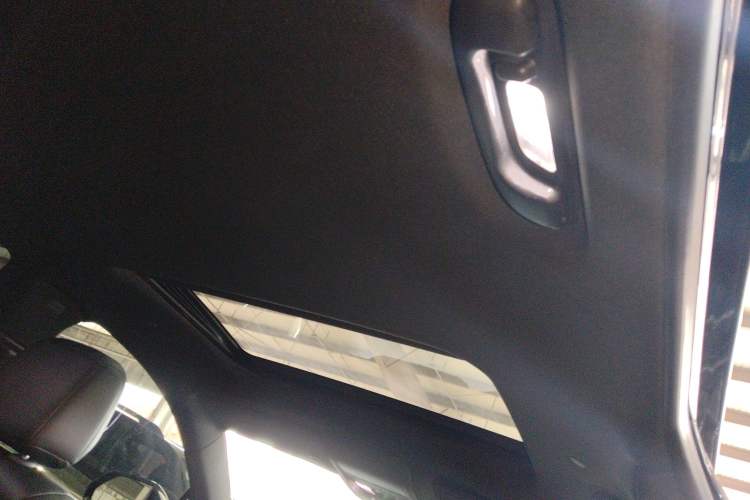 Used Cadillac XT5 2020 28T Tech Edition Headliner