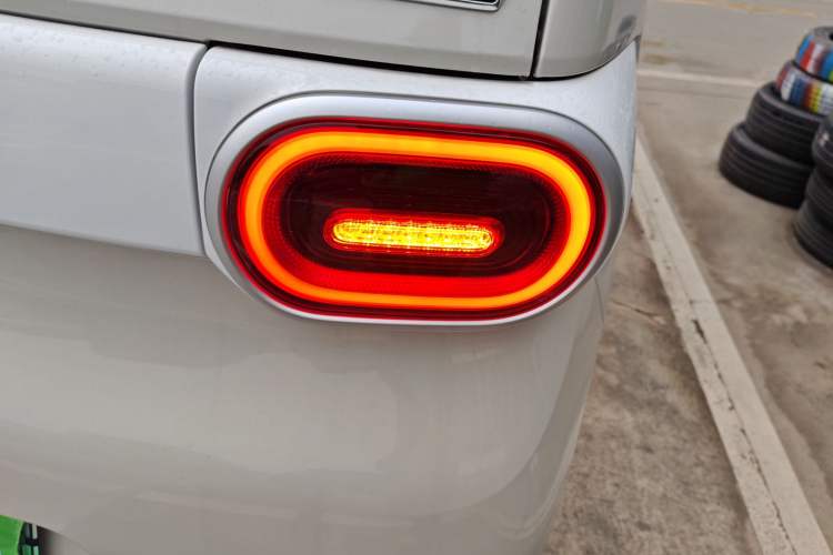 Used Wuling Hongguang MINIEV 2024 3rd Generation 215km Youth Edition