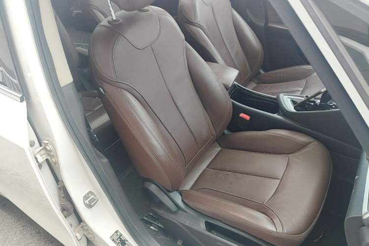Used Buick GL6 2018 18T 6-Seater Luxury Model