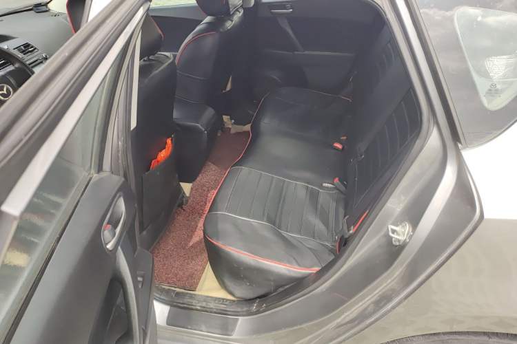 Used Mazda 3 2012 Hatchback 1.6L Manual Comfort Model