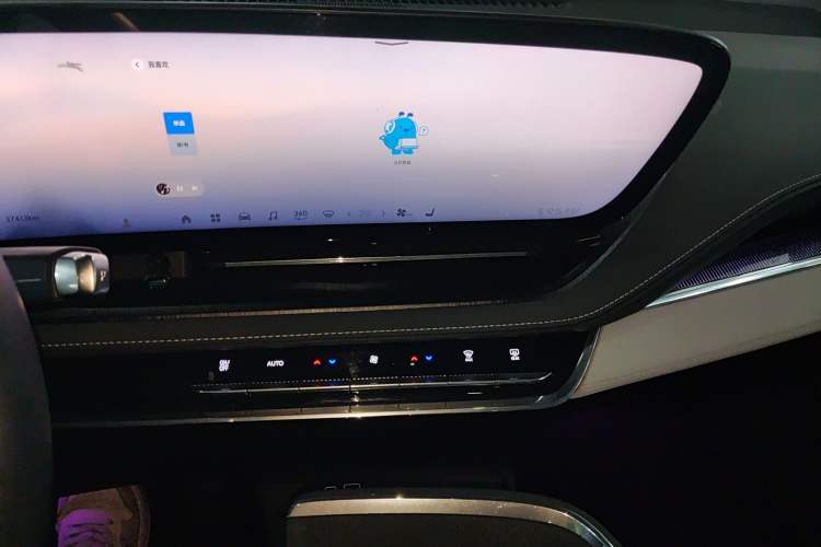 Used Buick E5 2023 Zhenxiang Standard Range Edition Audio And AC Panel