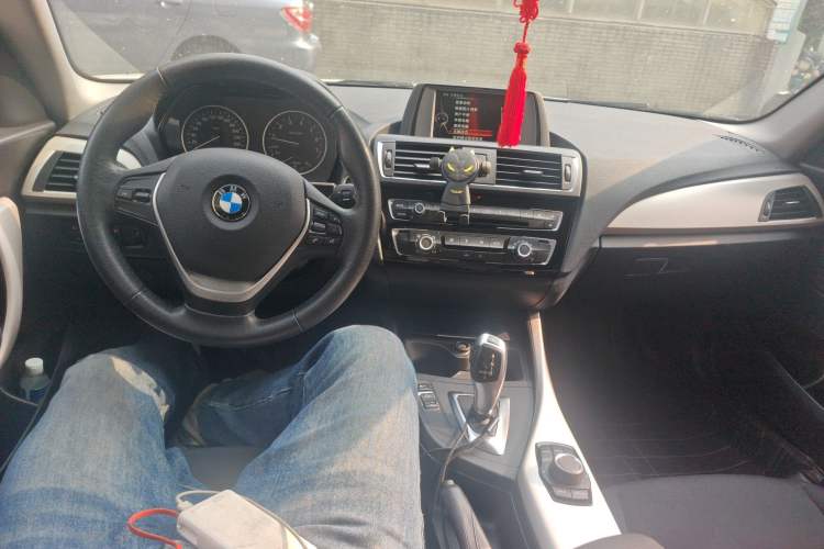 Used BMW 2 Series 2014 220i Leading Model