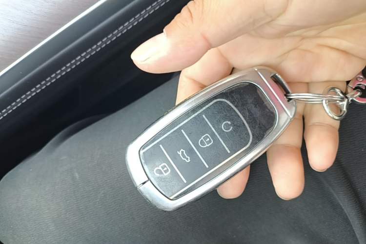 Used Chery Tiggo 9 C-DM 2025 1.5T 106KM Ultra-Comfort Edition 5 Seats Lithium-NMC Vehicle Key