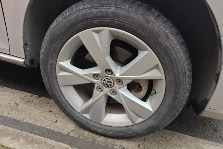 Used Volkswagen Bora 2014 1.6L Manual Comfort Model
