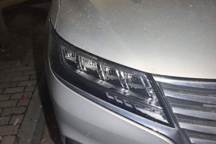 Used Roewe RX5 New Energy 2017 eRX5 50T Hybrid Connected Prestige Flagship Edition