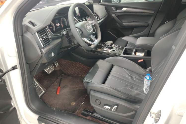 Used Audi Q5L 2023 40T Luxury Dynamic Model
