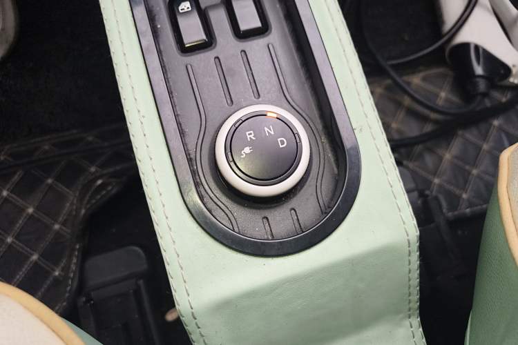 Used Wuling Hongguang MINIEV 2022 Macaron Premium Model – Lithium Iron Phosphate
