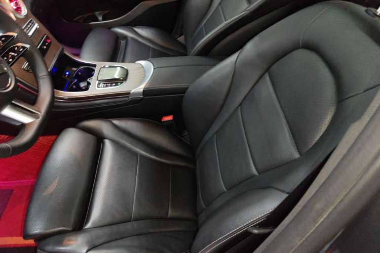 Used Mercedes-Benz GLC 2020 Facelift GLC 300 L 4MATIC Dynamic Edition