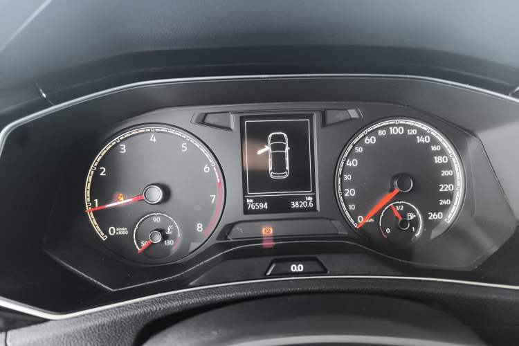 Used Volkswagen T-ROC 2018 280TSI DSG Two-Wheel-Drive Comfort Version China V Standard