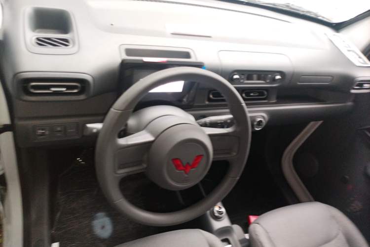 Used Wuling Zhiguang New Energy 2025 Standard Model
