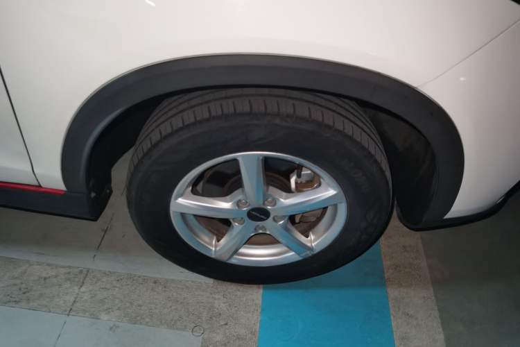 Used Dongfeng Fengon 500 2022 1.5L CVT Enjoyment Version