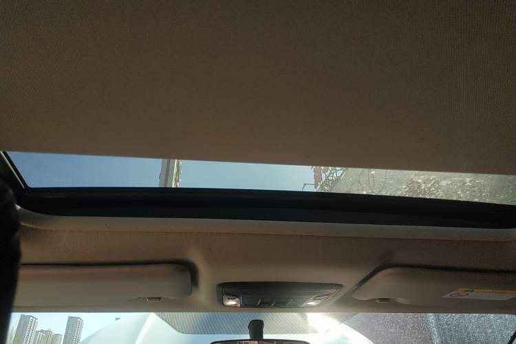 Used Honda Vezel 2020 1.5L CVT Pioneer Edition
