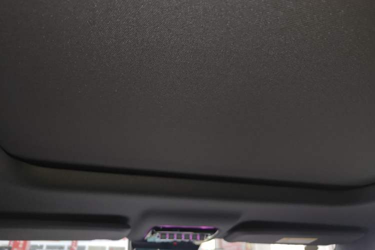 Used Brave warrior M817 2025 Model, Hero Headliner