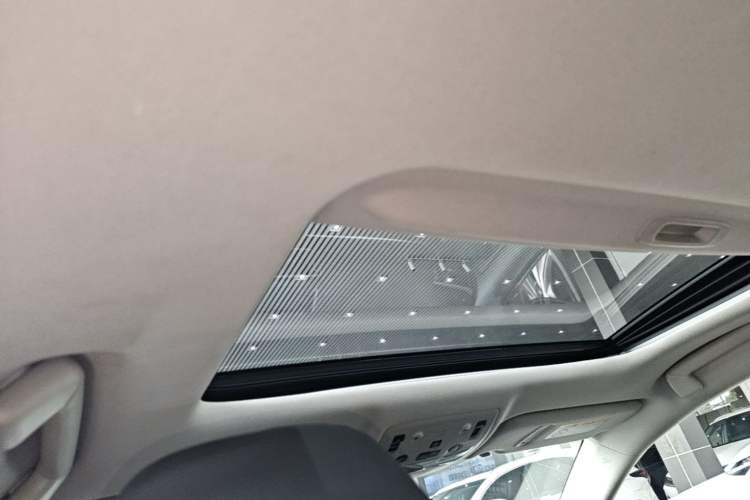 Used Lexus IS 2017 300 FENGSHANG Edition

