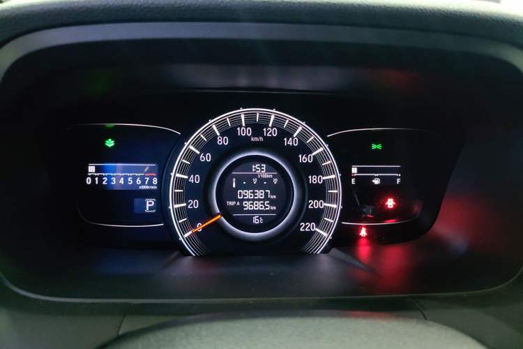 Used Honda Odyssey 2015 Updated 2.4L Smart Cool Version
