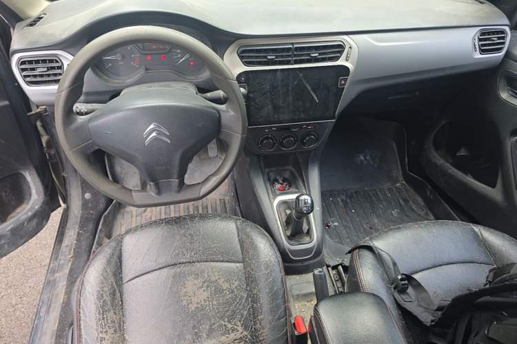 Used Citroen Elysee 2014 1.6L Manual Fashion Edition

