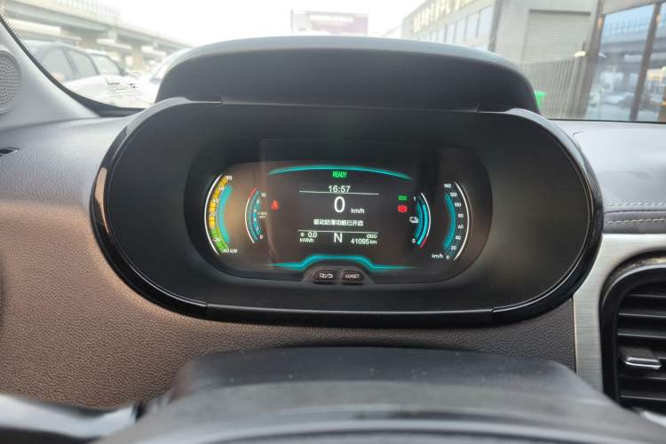 Used Chery Little Ant 2022 Sweet Pink Edition Half-Sugar Version 3-Cell Lithium 30kW 301km
