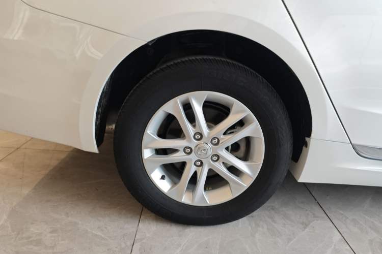 Used CHANGAN Raeton 2014 1.8T Automatic Elite Anniversary Edition China IV Standard
