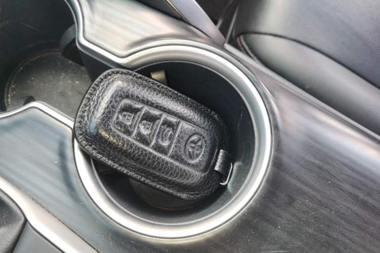 Used Toyota Camry 2021 2.0G Luxury Edition Vehicle Key