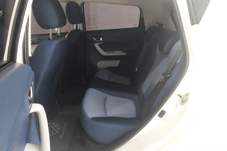 Used CHANGAN OSHAN Benni E-Star 2022 Qingxin Edition Colorful Model Lithium Iron Phosphate Interior 4