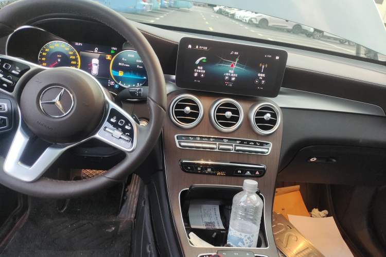 Used Mercedes-Benz GLC 2021 GLC 300 L 4MATIC Luxury Model
